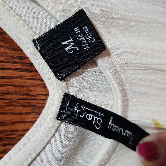 Size Medium Runway Star Gauzy Romper - Picture 5 of 7